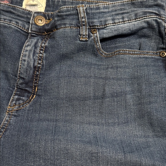 St. John's Bay Classic Blue Denim Jeans-size 14L - Picture 5 of 10